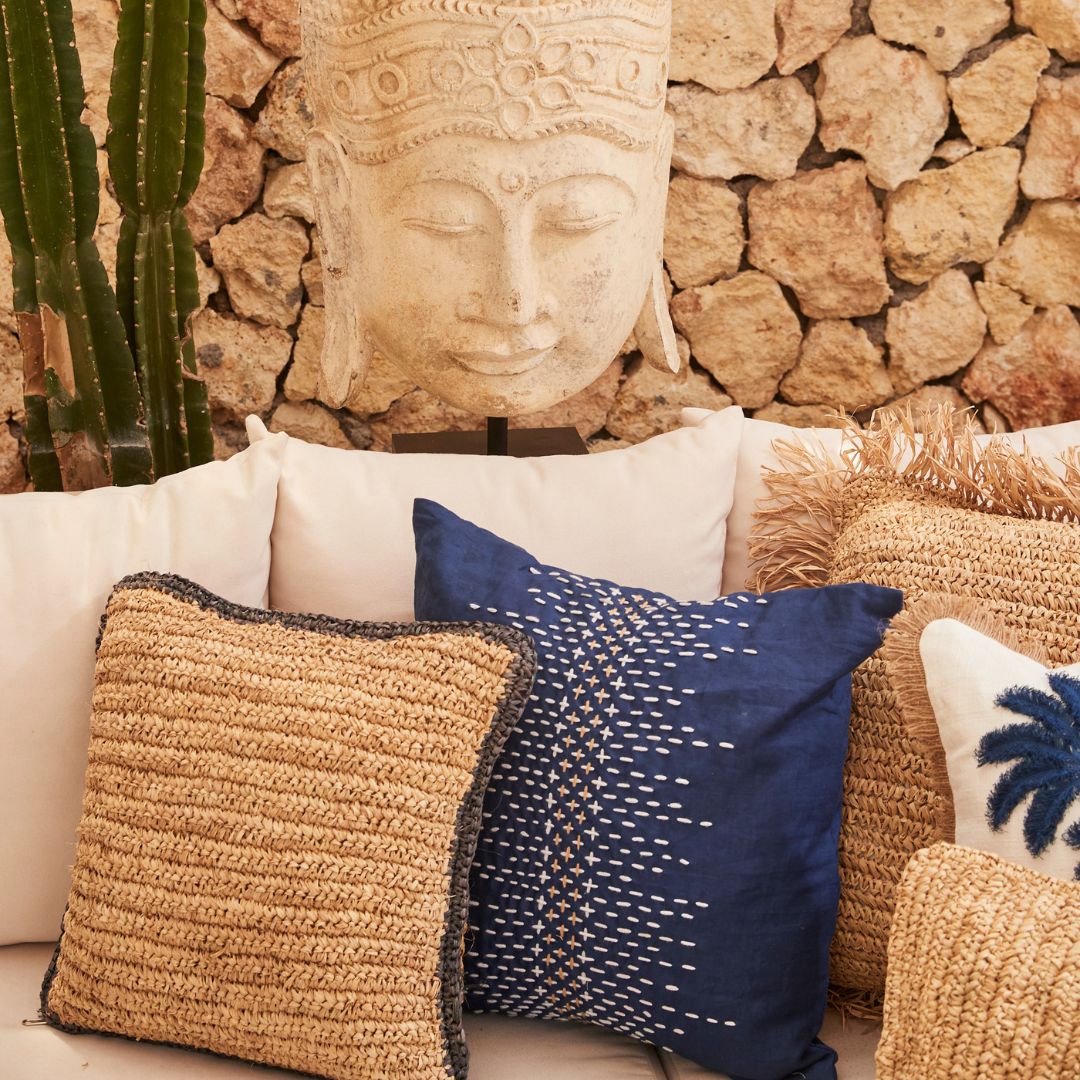 Centric Cushion