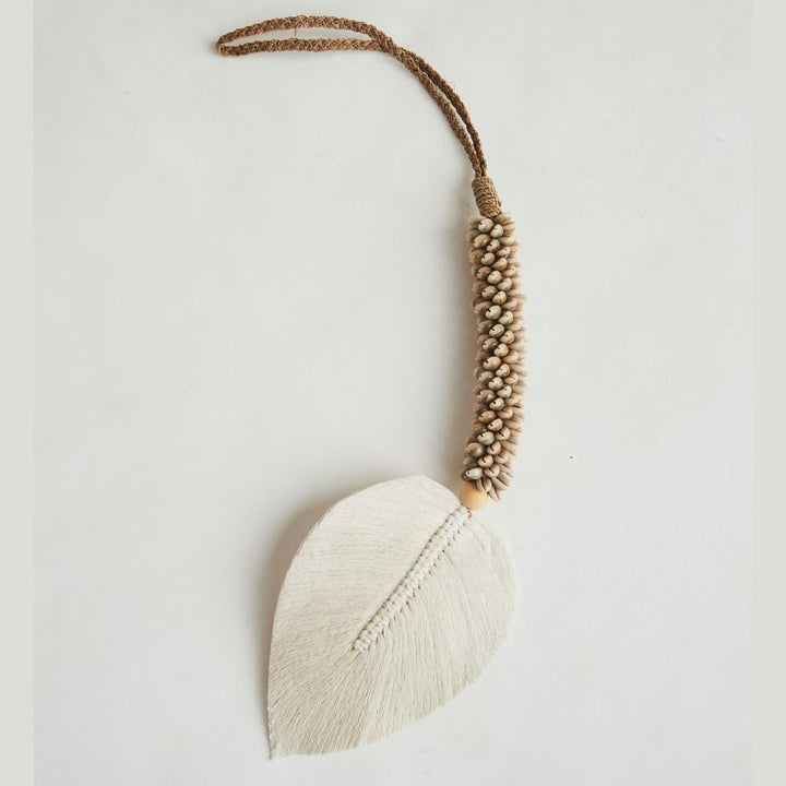 Shell Leaf Tassels