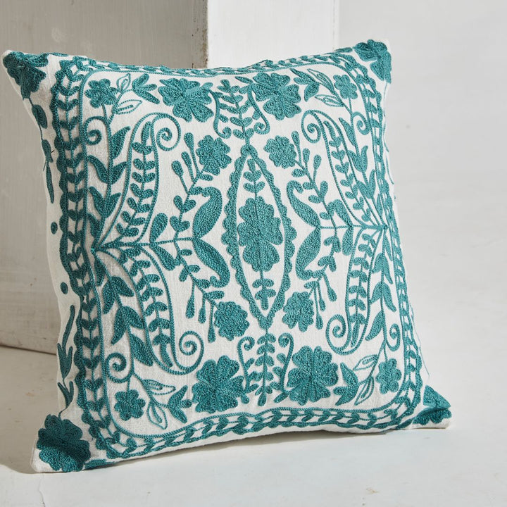 Geometric Cushion