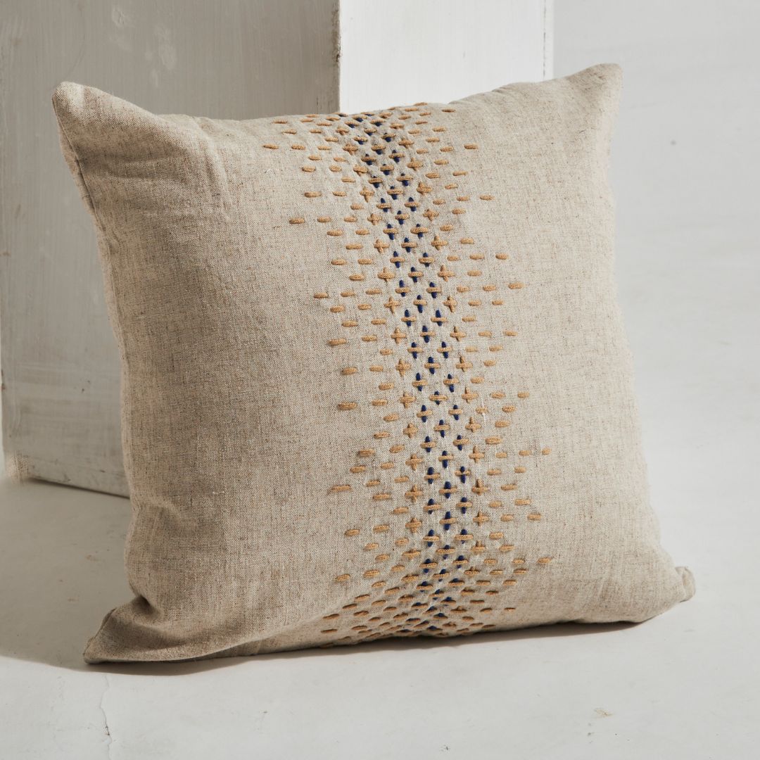 Centric Cushion